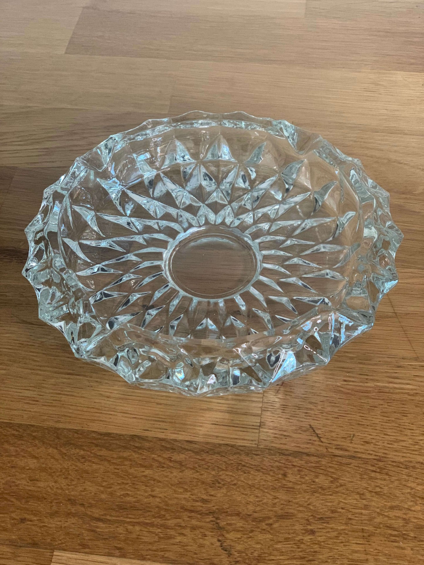 Vintage Cendrier en verre ciselé