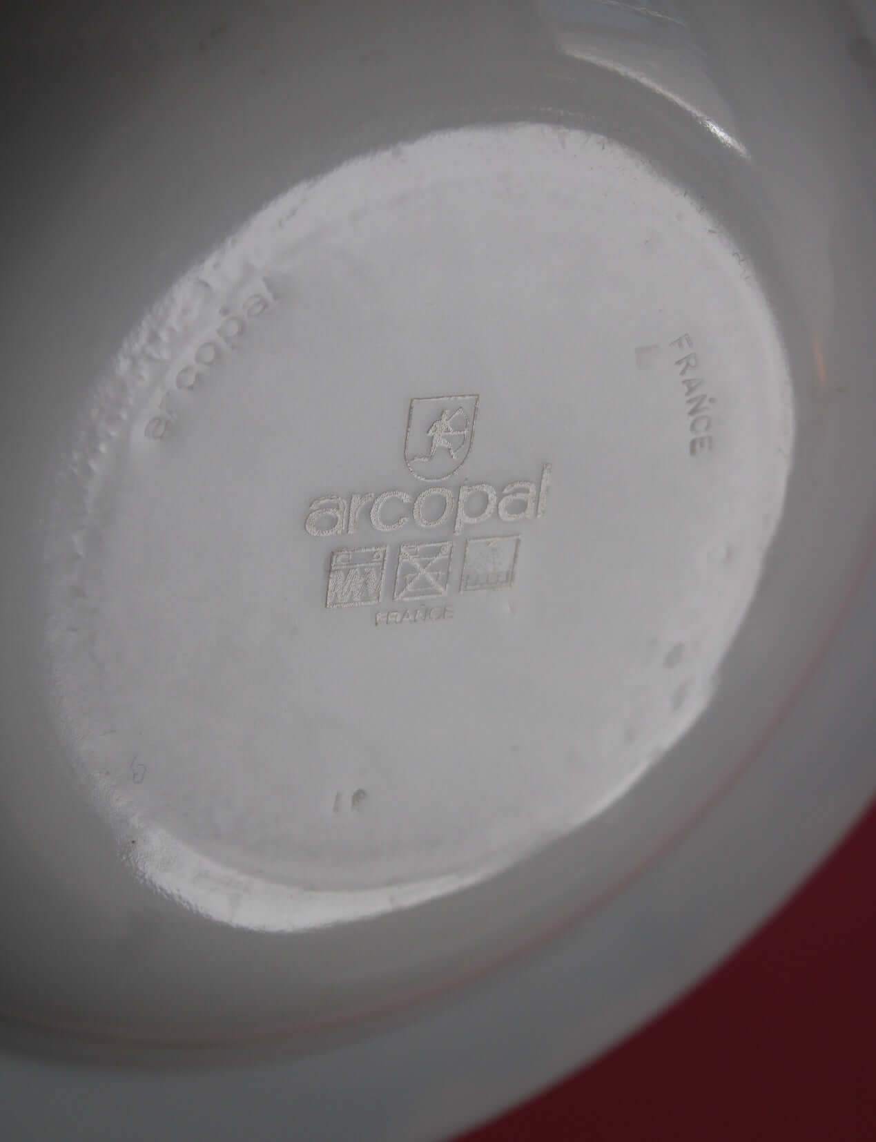 Vintage Assiettes creuses fleuries Arcopal