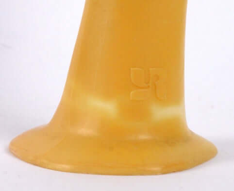 Main baguier en plastique Yves Rocher