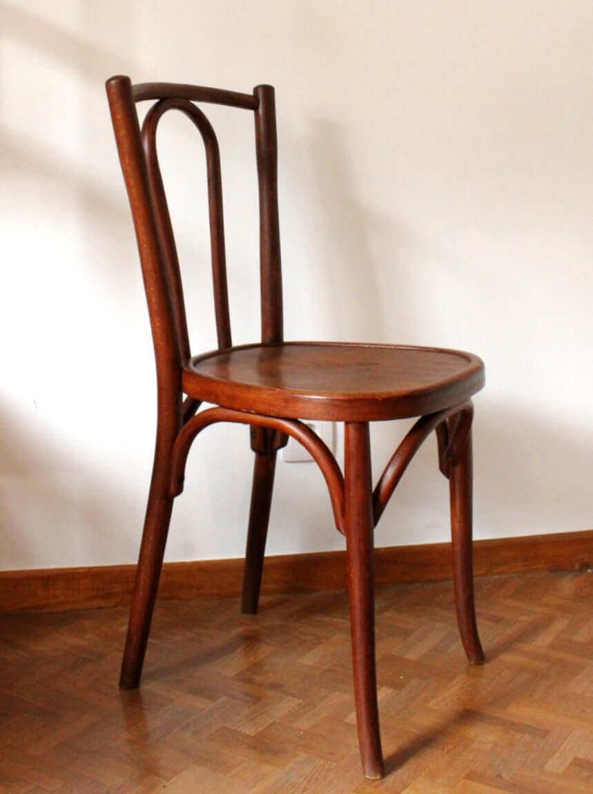 Chaise de bistrot en bois courbé