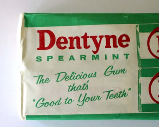 Paquets de chewing-gum Dentyne