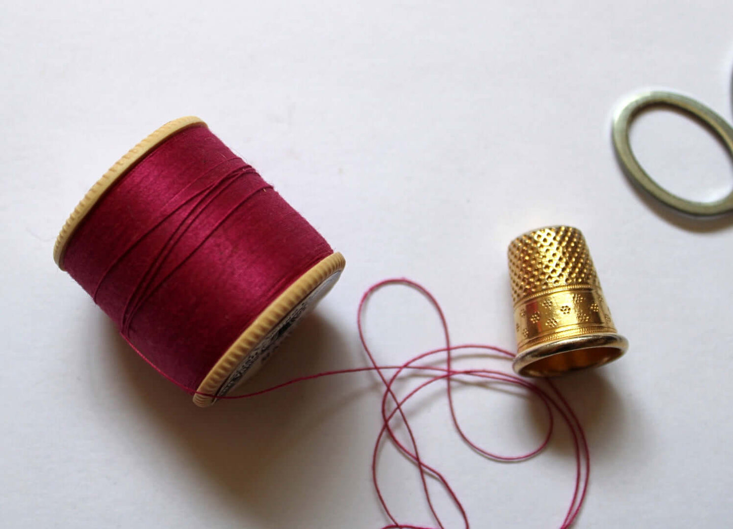 Dés à coudre anciens vintage