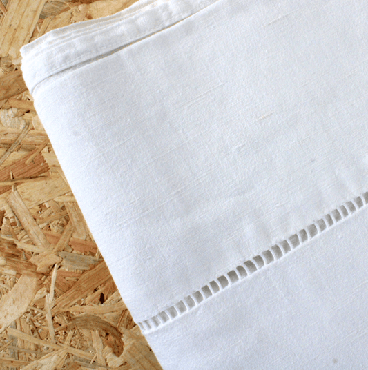 Drap ancien blanc en lin