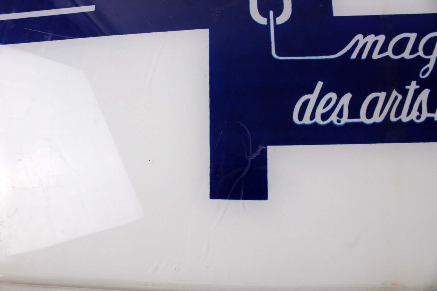 Enseigne publicitaire de magasins d'arts ménagers