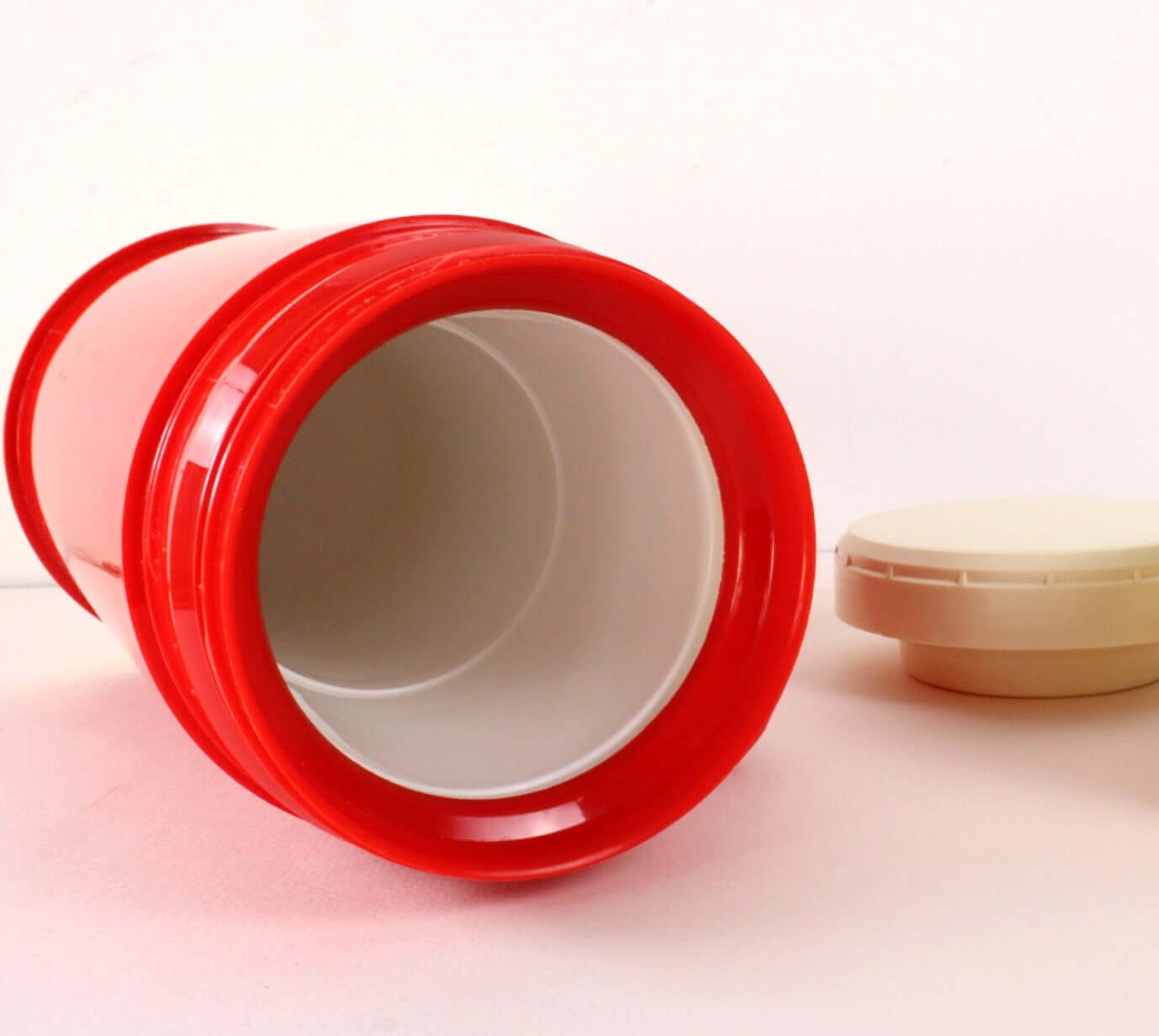 Grand Thermos en plastique vintage