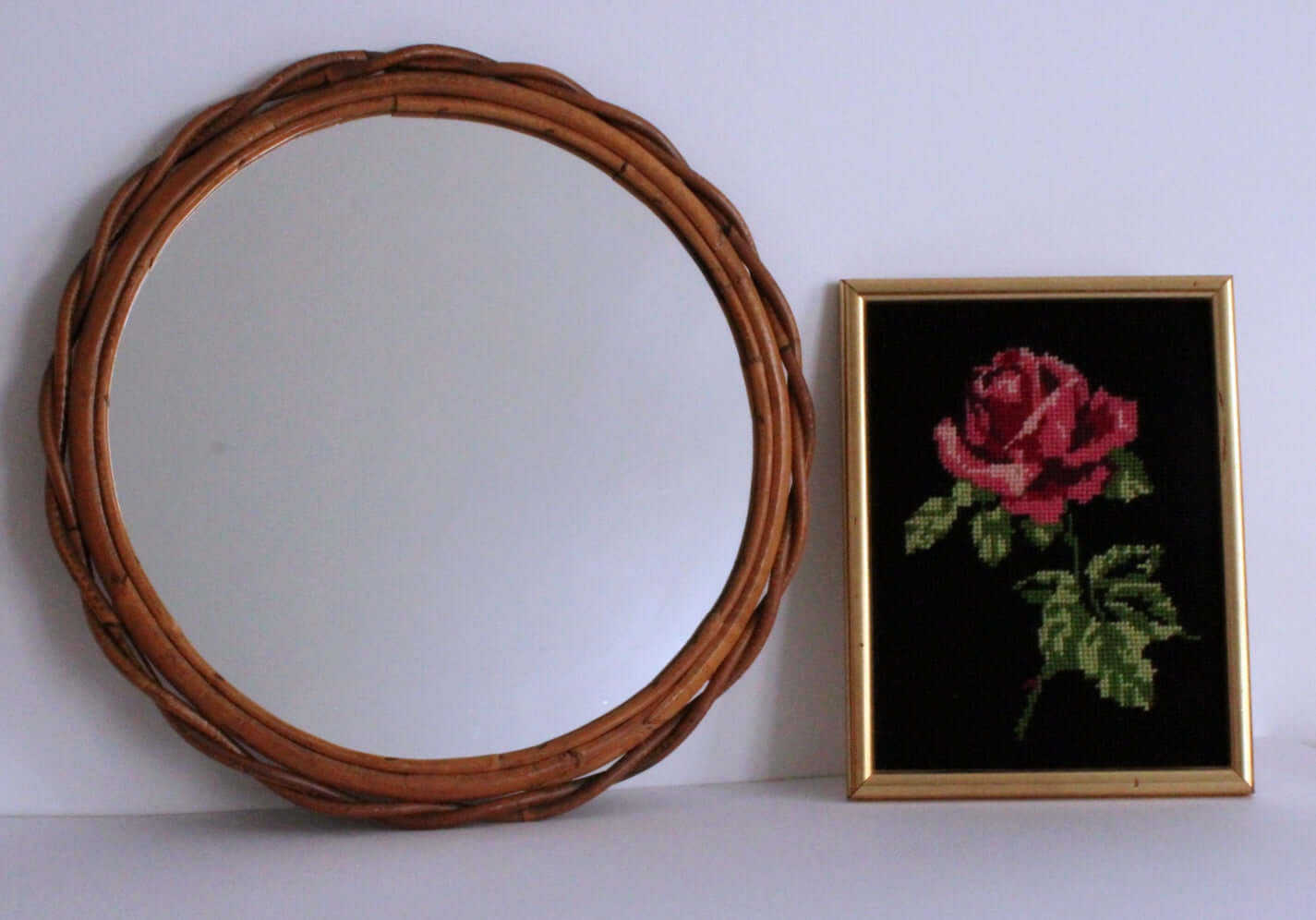 Vintage Miroir rond en rotin torsades