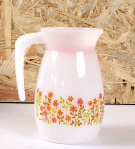 Petit pichet vintage Arcopal Shell