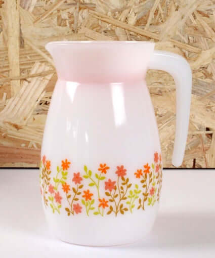 Petit pichet vintage Arcopal Shell