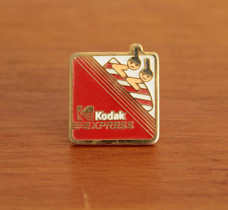 Vintage Pin's publicitaire Kodak express