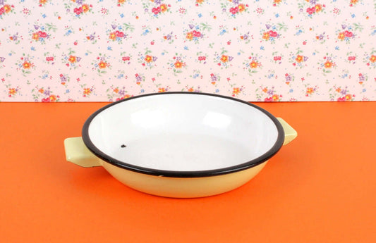 Vintage Petit plat à gratin émaillé jaune