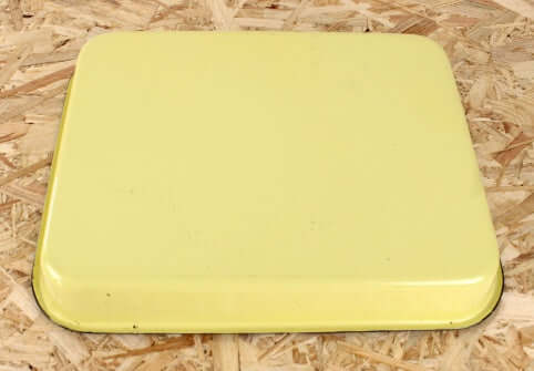 Plat vintage acier émaillé jaune