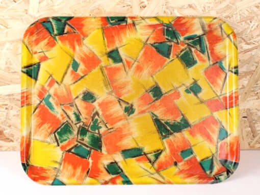 Plateau vintage coloré en fibre de verre