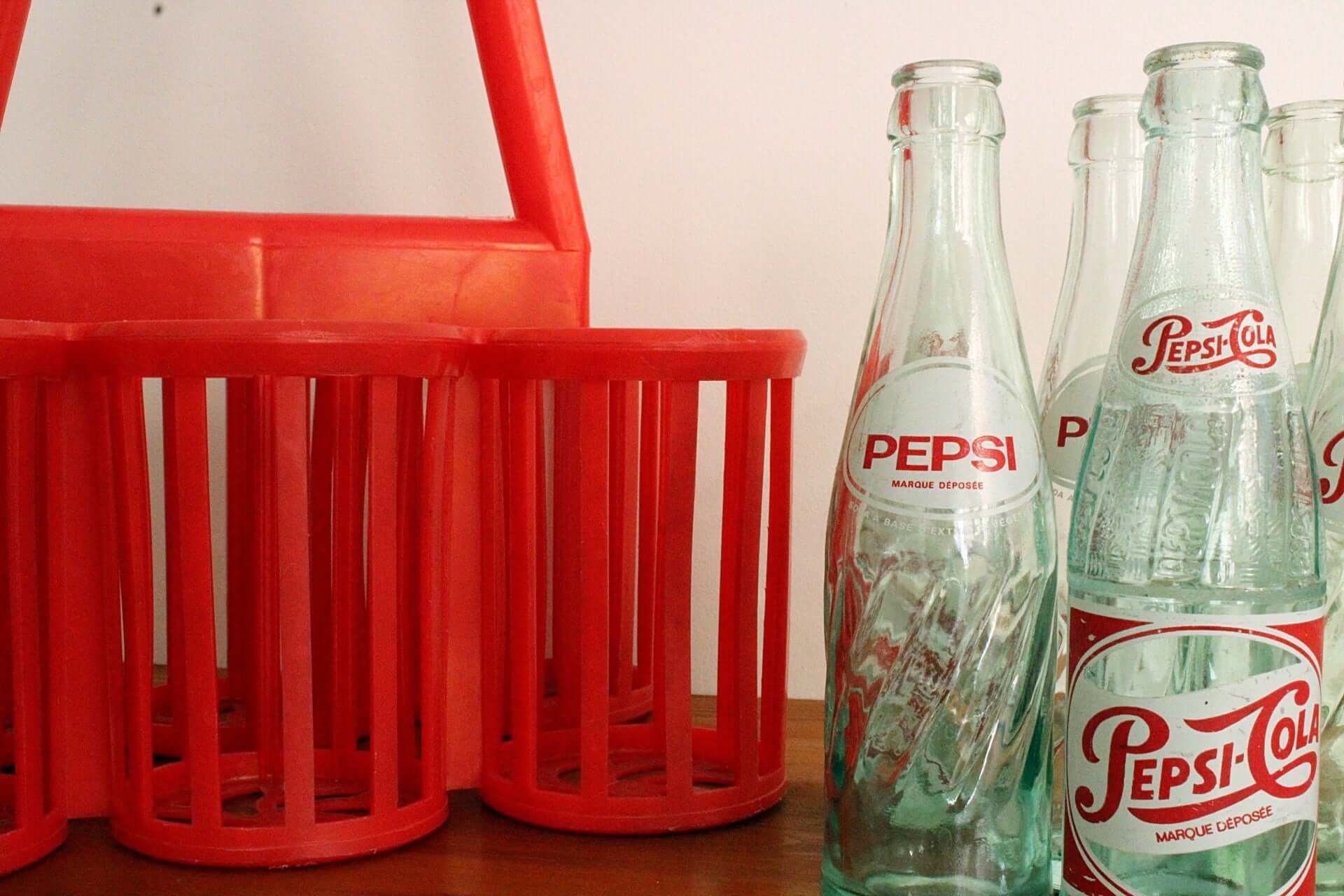 Porte-gourde en cuir Épure - LONGCHAMP - VERT - Bongénie Porte-gourde en cuir Épure - LONGCHAMP - VERT - Bongénie