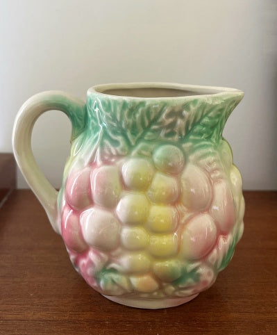 Pot à lait en barbotine