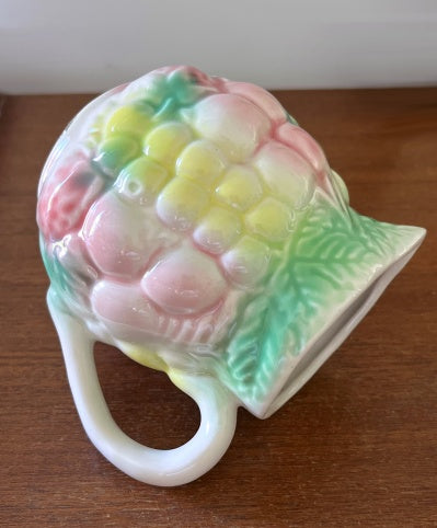 Pot à lait en barbotine