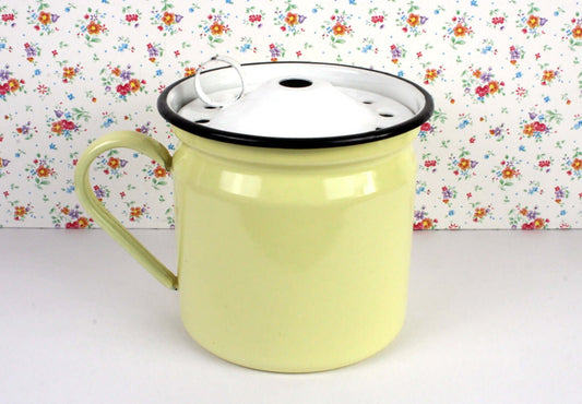 Vintage Pot à lait émaillé jaune
