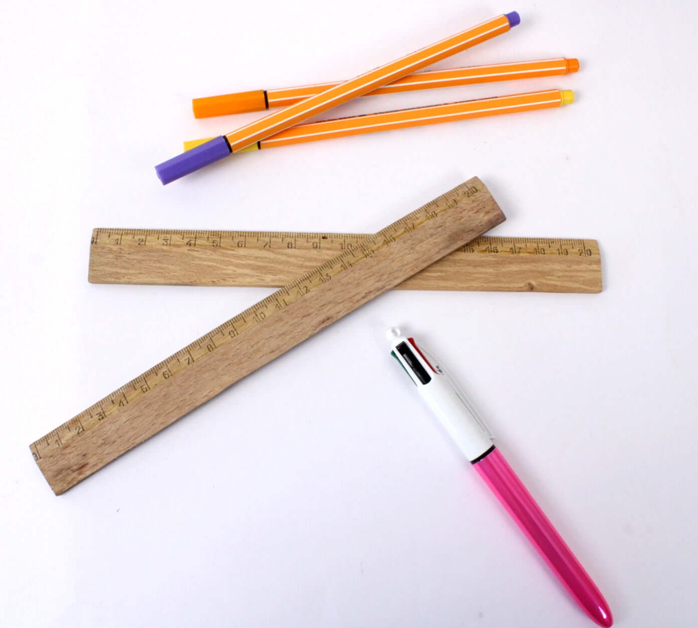 Règles d'écolier anciennes