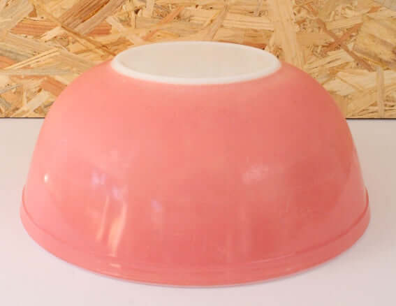 Saladier Pyrex rose made in USA