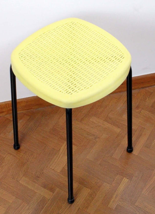 Vintage Tabouret vintage Grosfillex assise jaune