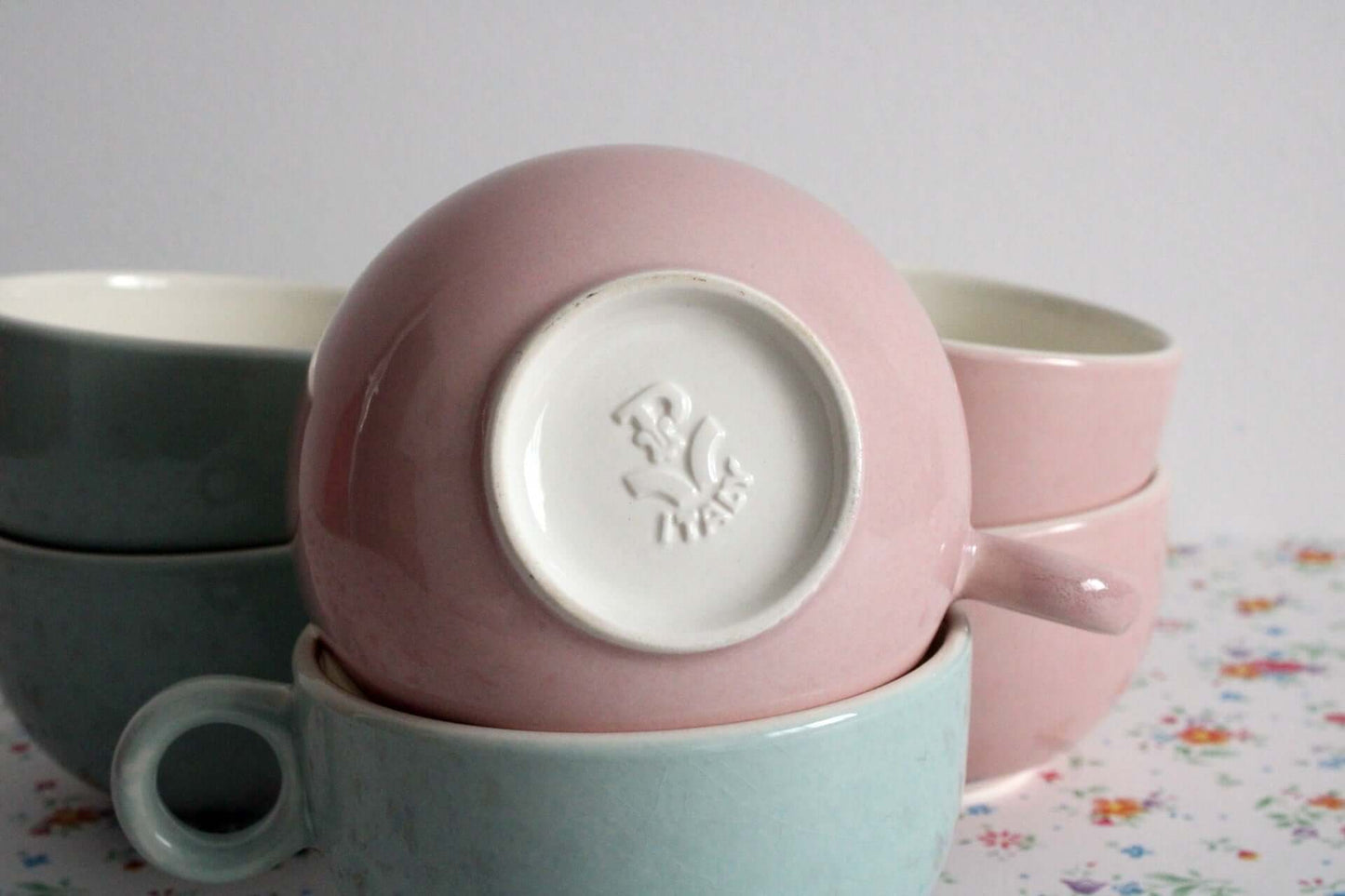 Vintage Tasses à café coloris pastel Pagnossin