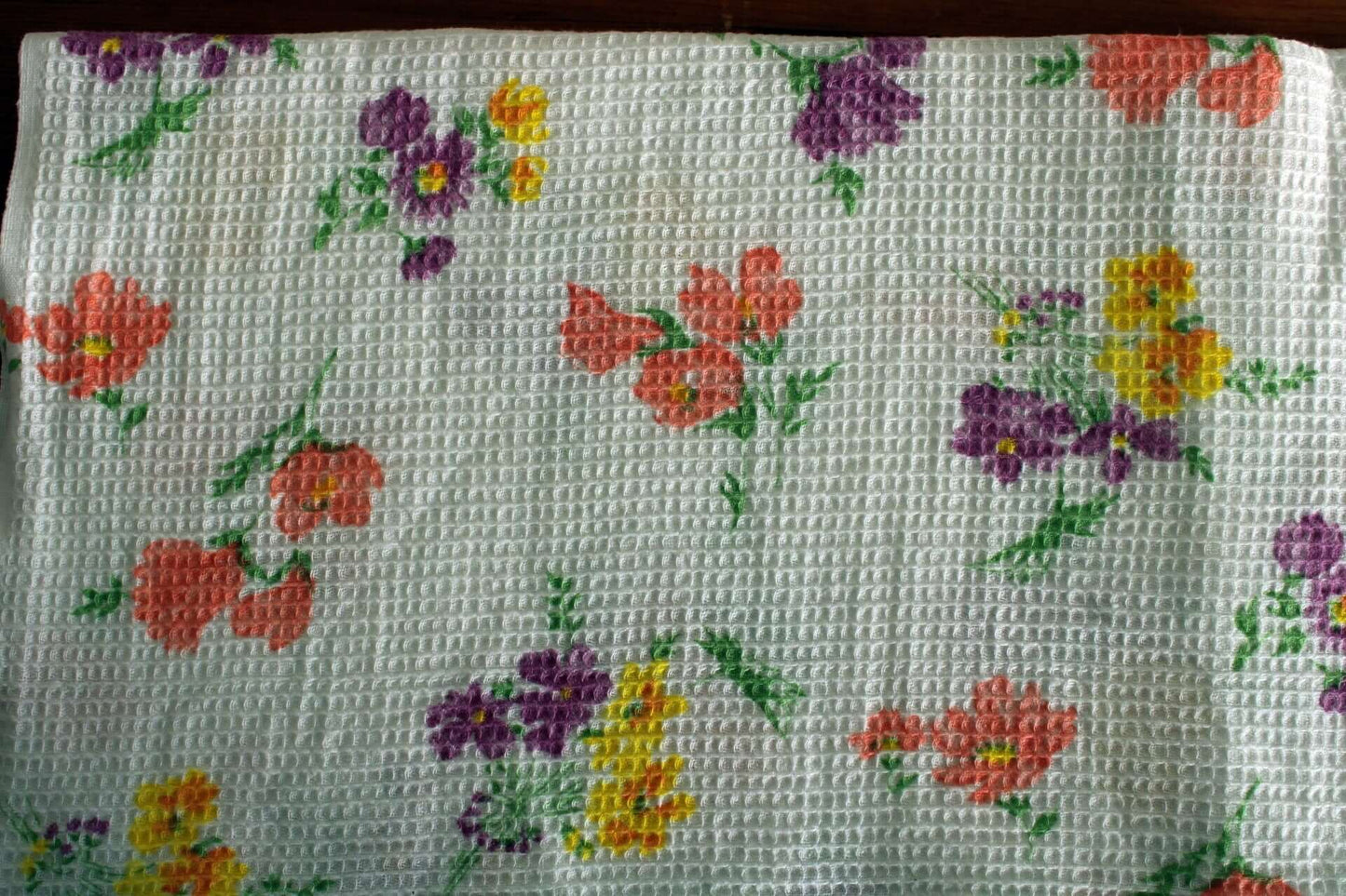 Vintage Essuies-mains fleuris en nid d'abeille