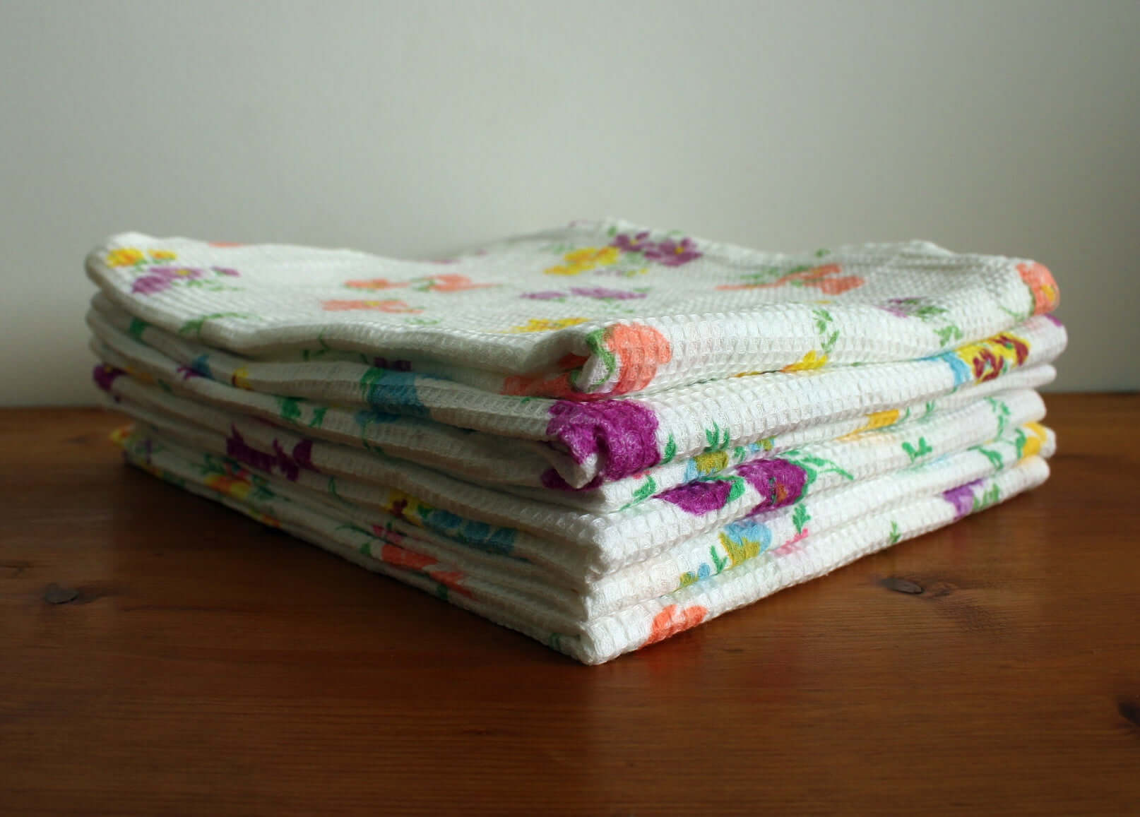 Vintage Essuies-mains fleuris en nid d'abeille