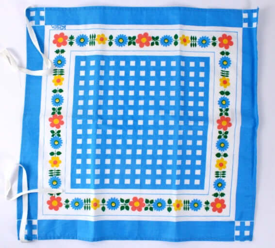 Petit torchon vintage carreaux et fleurs