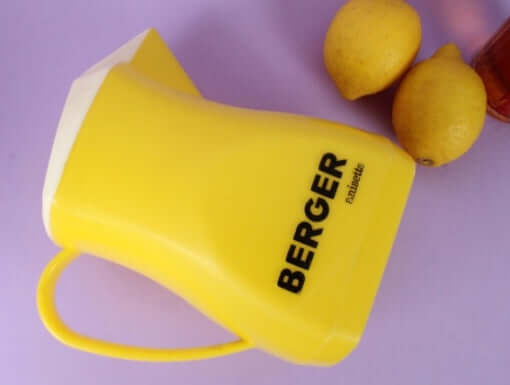 Carafe publicitaire Berger plastique jaune