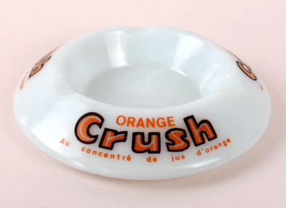 Cendriers publicitaires vintage en opaline