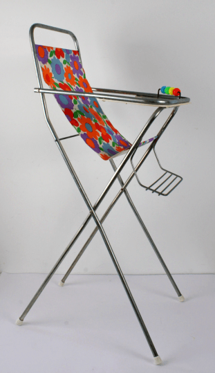 Chaise haute vintage pour poupée