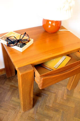 Table de chevet attribuée à Maison Regain