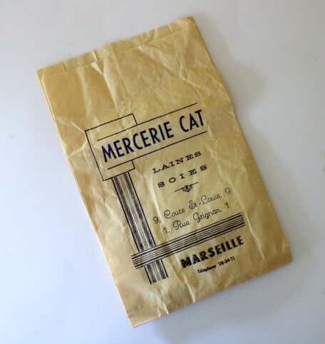 Col en dentelle ancien, mercerie marseillaise