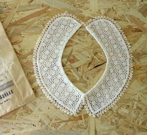 Col en dentelle ancien, mercerie marseillaise