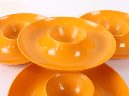 Lot de quatre Coquetiers Vintage en Plastique – Orange Pop