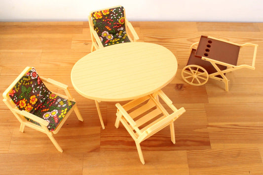 Ensemble de jardin vintage pour poupées