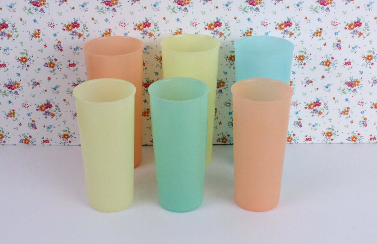 Vintage Gobelets Tupperware grand format coloris pastel