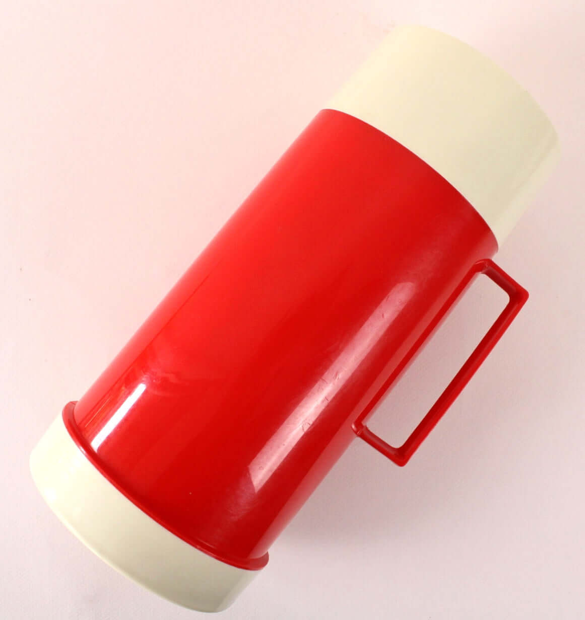 Grand Thermos en plastique vintage 