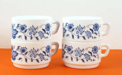 Grandes tasses Arcopal vintage motif Aster