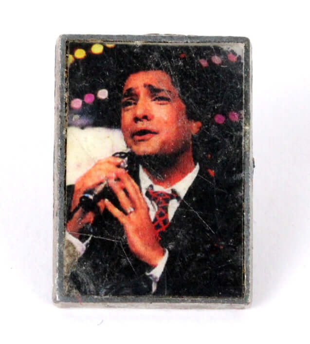 Vintage Pin's chanteur Frédéric François