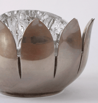 Grand pique-fleurs rond vintage socle métal argenté