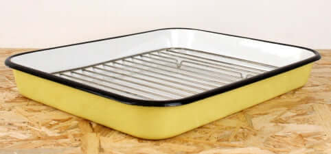 Plat vintage acier émaillé jaune