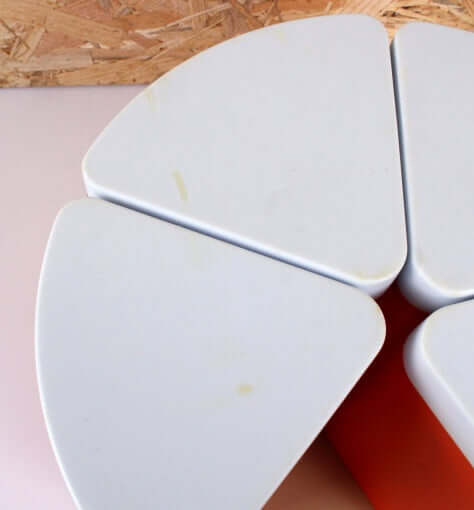 Plateau tournant et boîtes à épices vintages