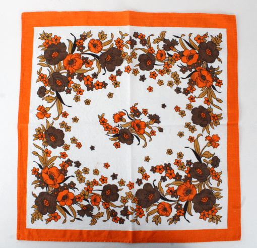 Serviettes de table vintages décor fleuri