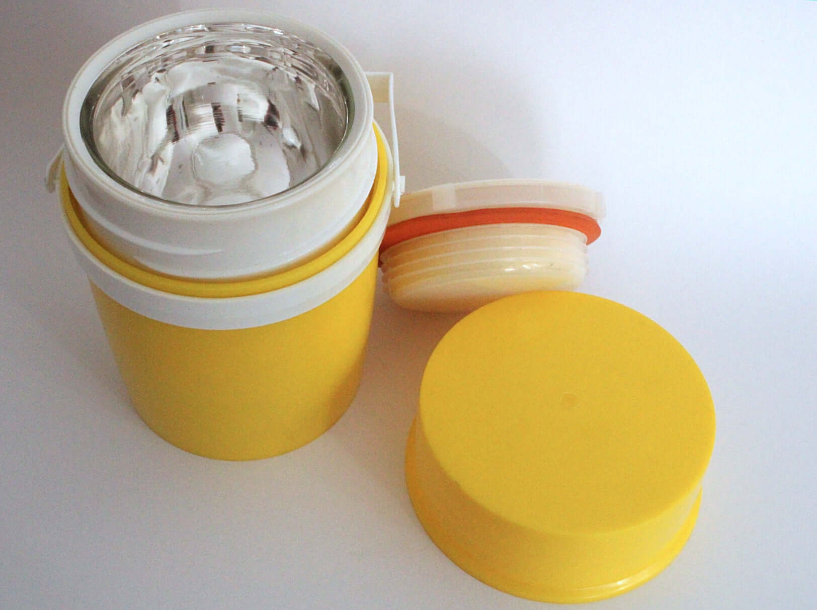 Vintage Thermos alimentaire jaune