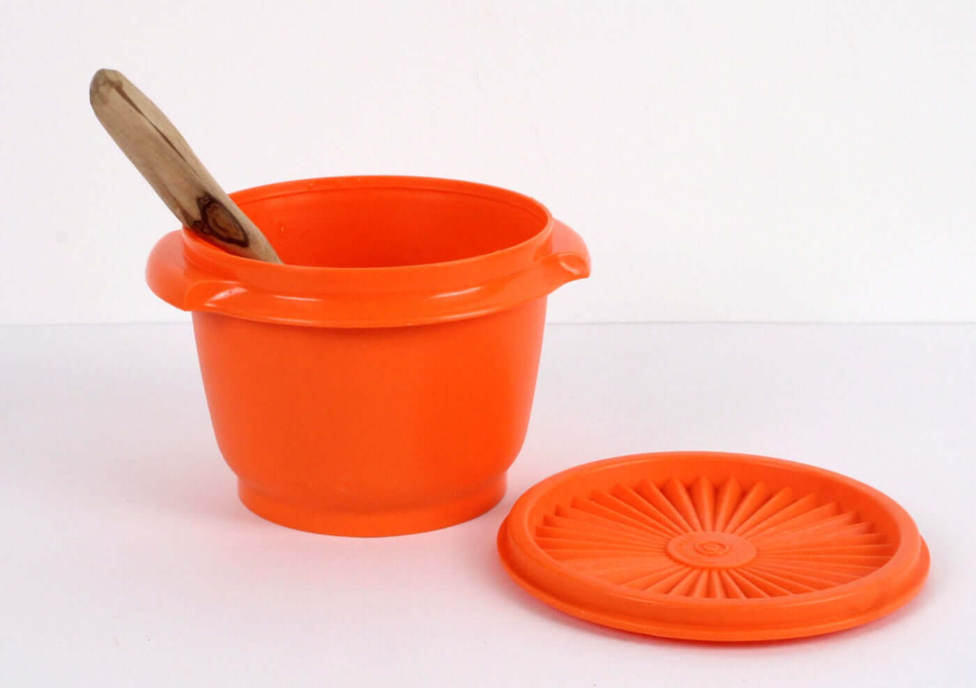 Boîte Tupperware soleil orange