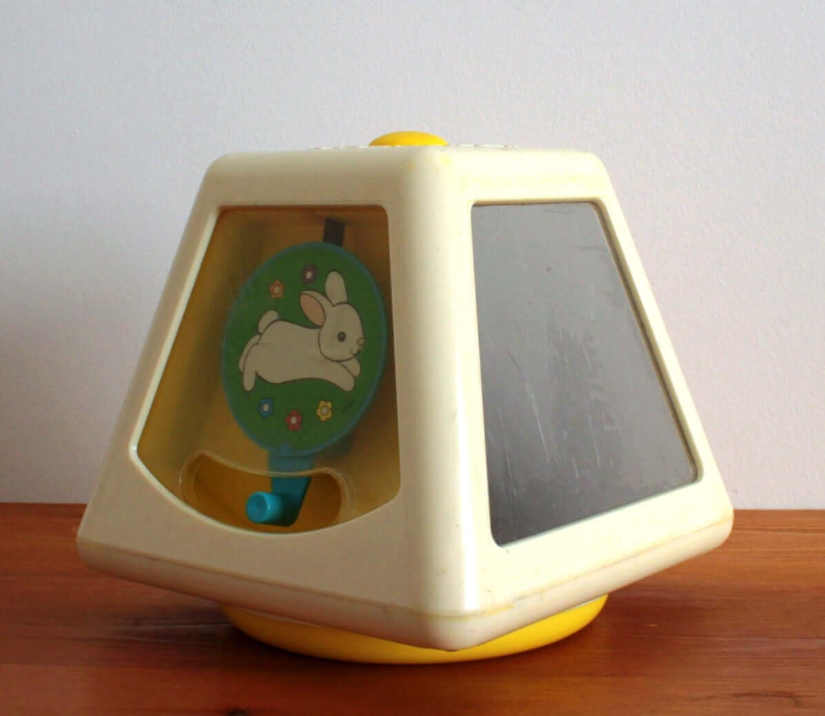 Vintage Jouet d'éveil Fisher Price "Turn & Learn Rotating Activity Center"