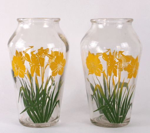 vases vintage années 50 en verre moulé, motif de fleurs jaunes sérigraphiées, style Mid-Century